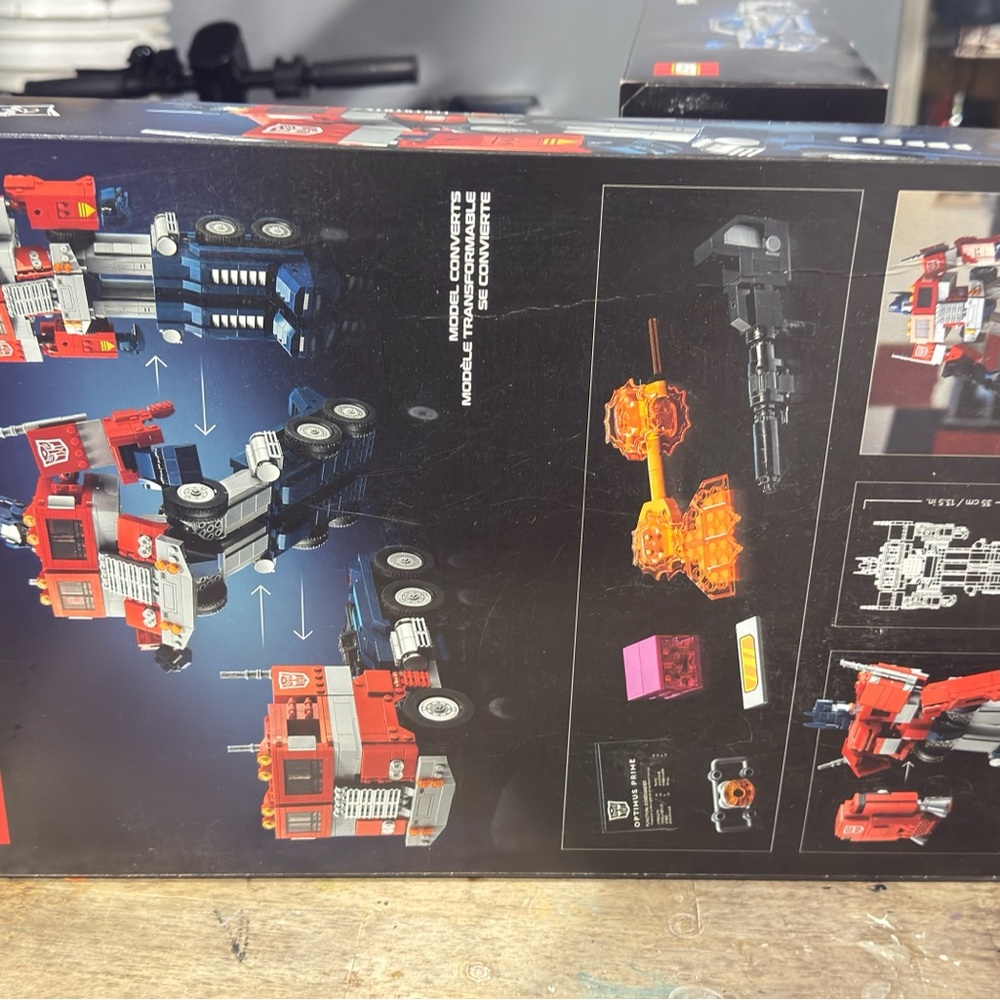 Transforming Robot Toy - Red and Black